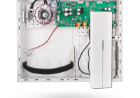 JA-106KR-3G * Unitate centrala cu modul radio si comunicator GSM / GPRS / LAN integrat
